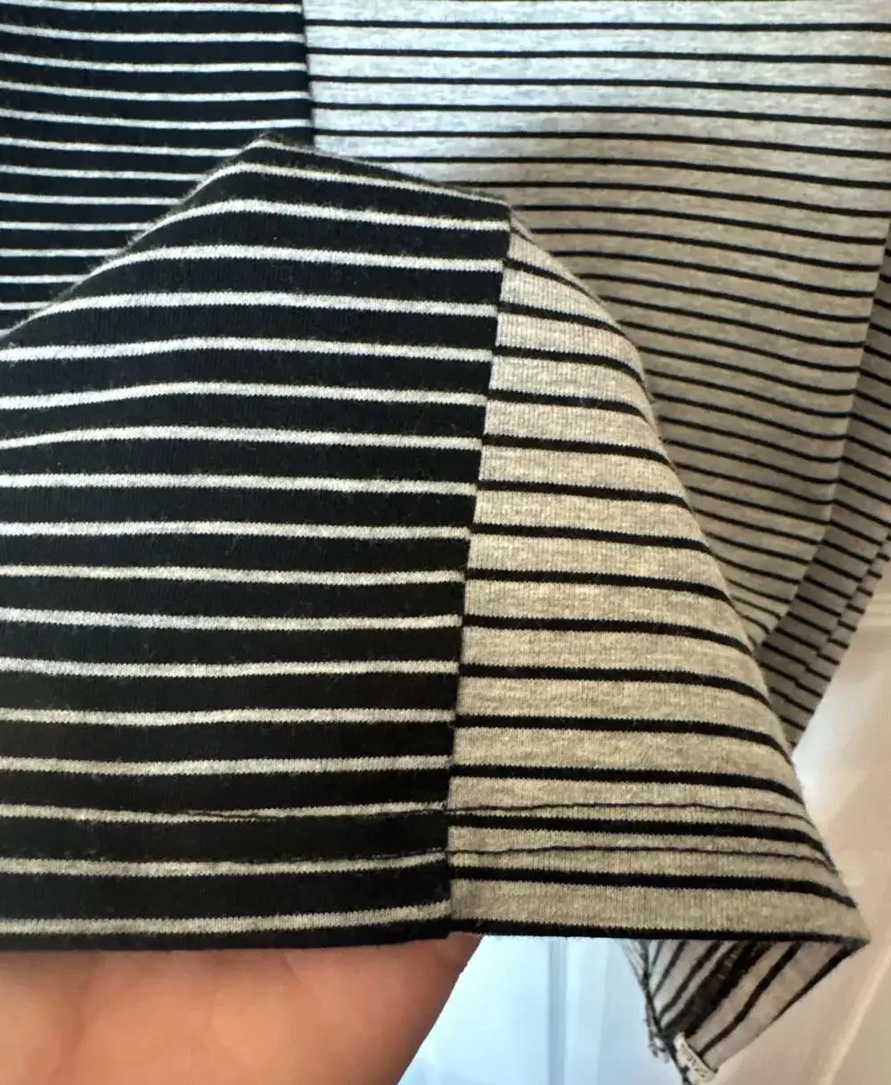Sovereign Code Split Striped T-Shirt Size L - Picture 4 of 7